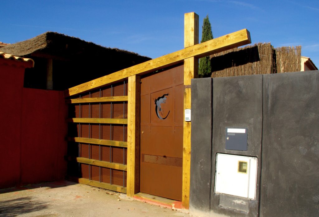 Petite maçonnerie Grambois